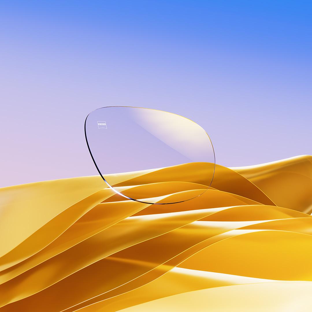 Bilde av ZEISS DuraVision Gold UV med en gyllen restrefleks.
