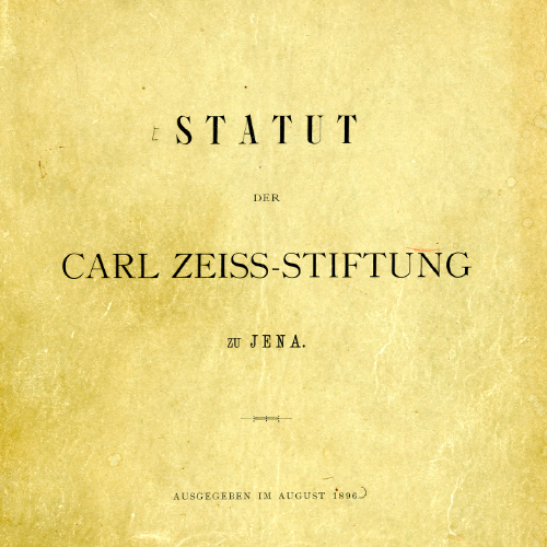 Et bilde av vedtektene til Carl Zeiss-stiftelsen. 