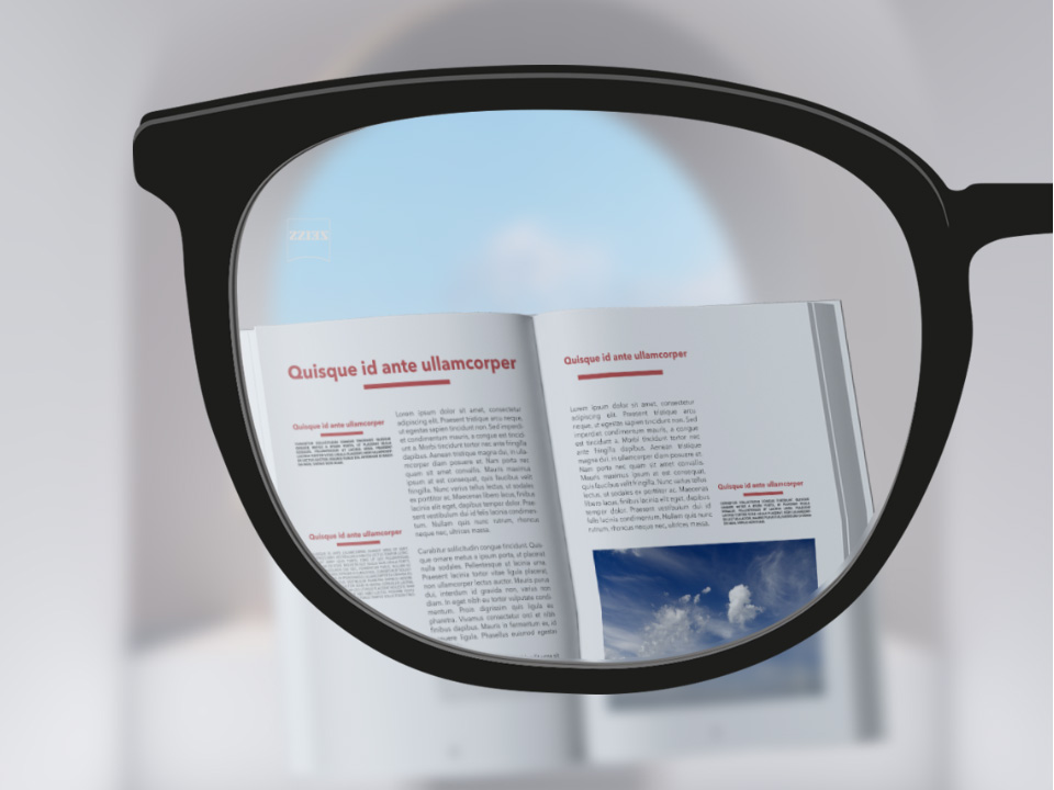  Et perspektivbilde med ZEISS Single Vision ClearView-glass med en bok og glasset som er klart, i tillegg til yttersiden av glasset. 