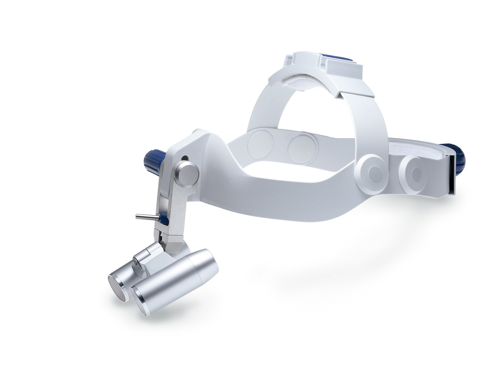 ZEISS hodebårne luper med justerbart pannebånd. Telelupesystemet monteres via et svingbart feste.